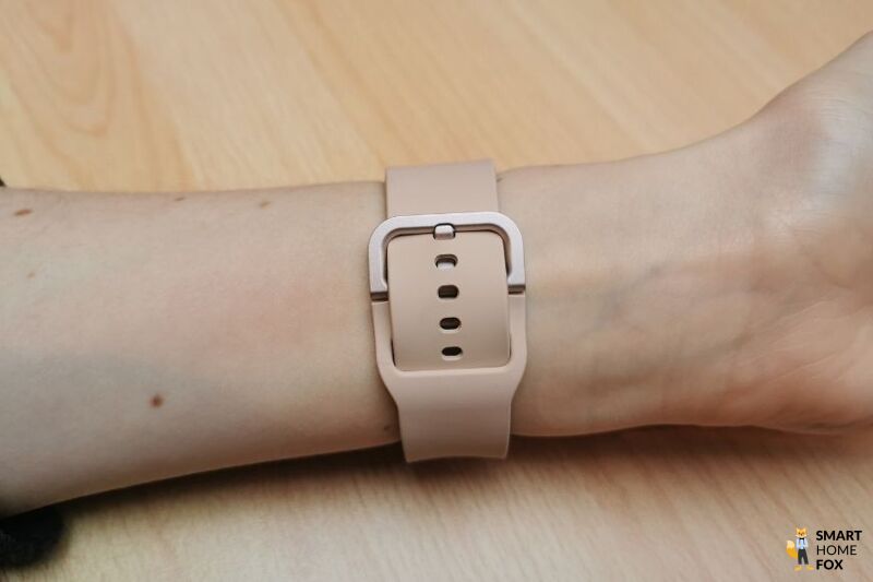 Вы можете увидеть ремешок часов Samsung Galaxy Watch 4.